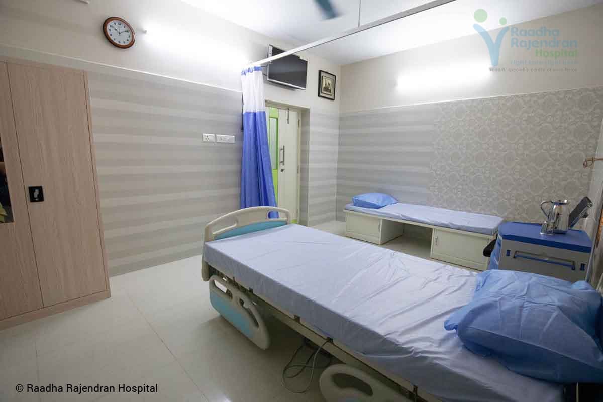 Patient Room (4)
